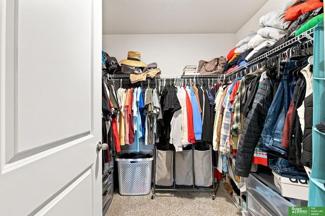 1933 N Kara Way, Fremont, NE 68025