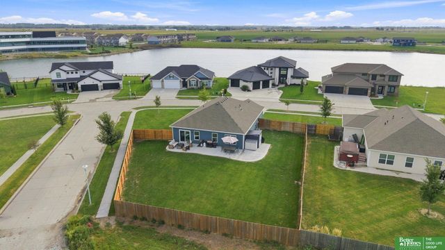 1933 N Kara Way, Fremont, NE 68025