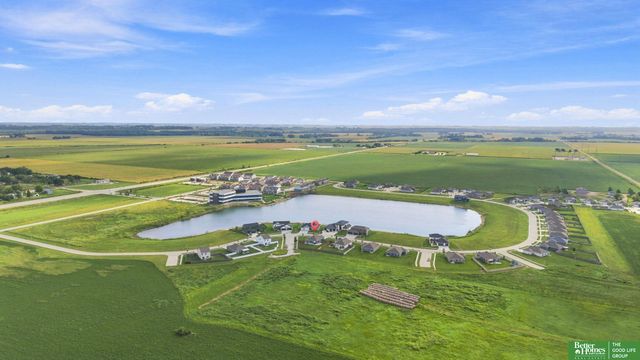 1933 N Kara Way, Fremont, NE 68025