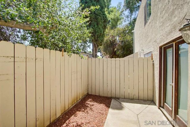 12728 Lakeshore Dr A, Lakeside, CA 92040