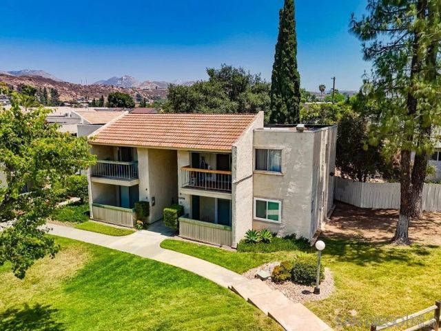 12728 Lakeshore Dr A, Lakeside, CA 92040