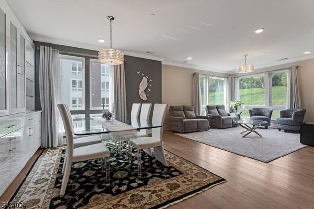 2 Vanderbilt Blvd 106, Florham Park Boro, NJ 07932