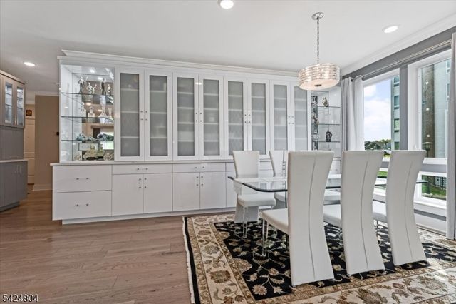 2 Vanderbilt Blvd 106, Florham Park Boro, NJ 07932