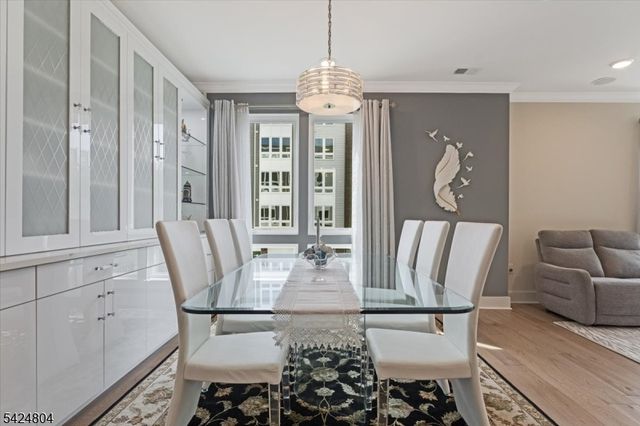 2 Vanderbilt Blvd 106, Florham Park Boro, NJ 07932