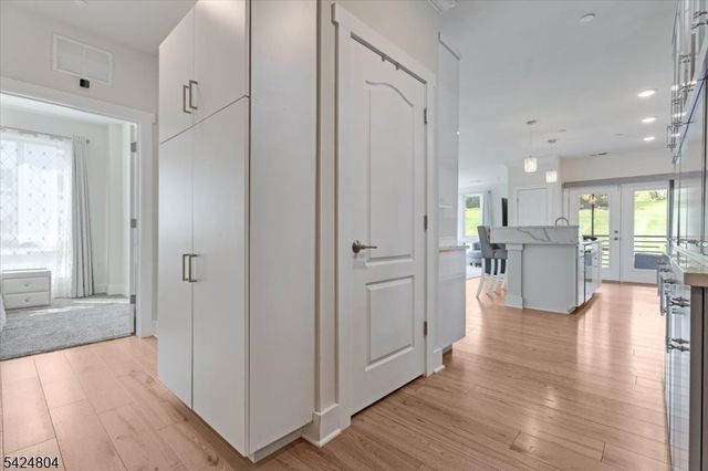 2 Vanderbilt Blvd 106, Florham Park Boro, NJ 07932