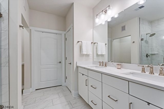 2 Vanderbilt Blvd 106, Florham Park Boro, NJ 07932