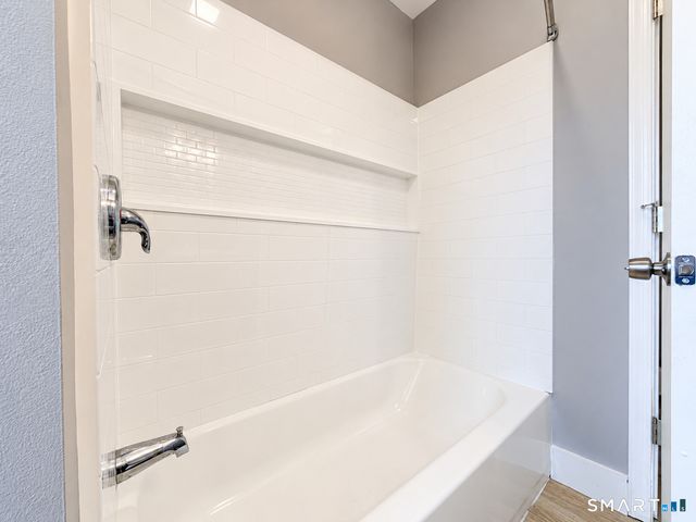 6 Spring Street, Milford, CT 06460