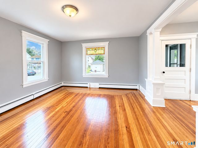 6 Spring Street, Milford, CT 06460