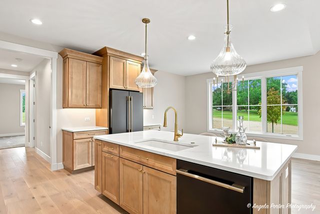7811 Hidden Pine Lane, Richmond, IL 60071