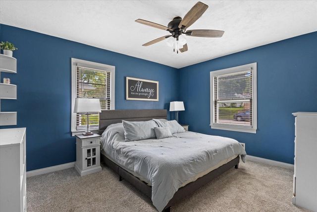 1704 Murray AVENUE, Waukesha, WI 53186