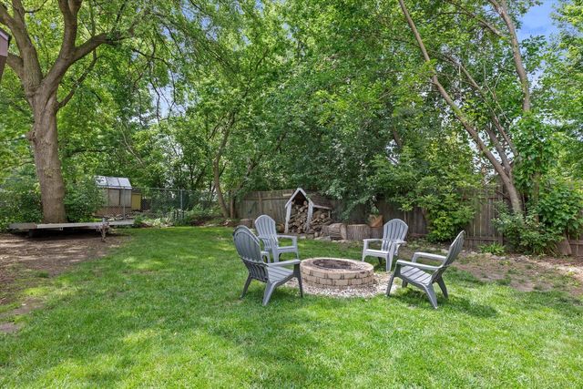 1704 Murray AVENUE, Waukesha, WI 53186