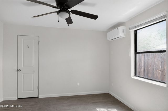 131 W Pastime Road, Tucson, AZ 85705