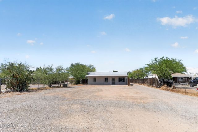 131 W Pastime Road, Tucson, AZ 85705