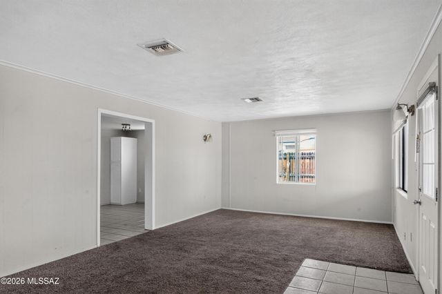 131 W Pastime Road, Tucson, AZ 85705