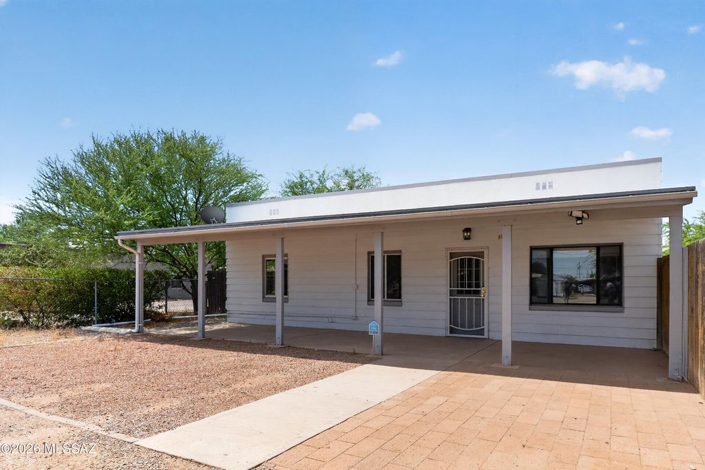 131 W Pastime Road, Tucson, AZ 85705