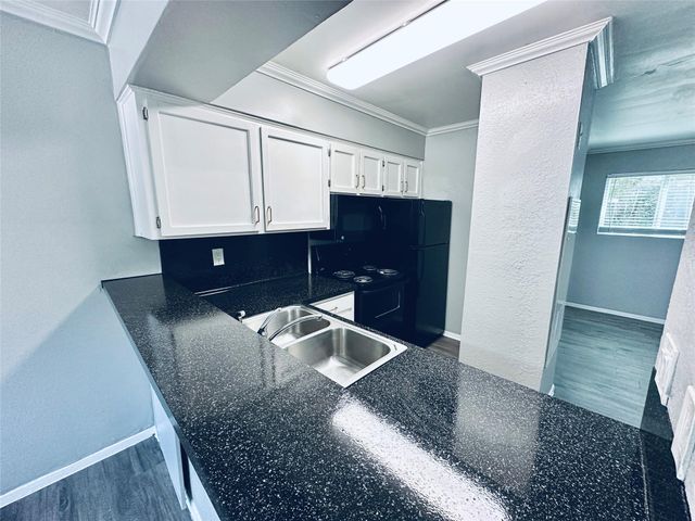 3702 S Second ST 118, Austin, TX 78704