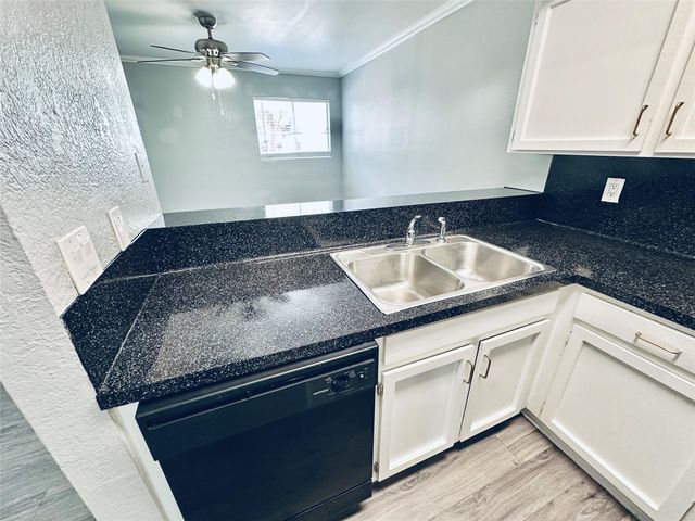 3702 S Second ST 118, Austin, TX 78704