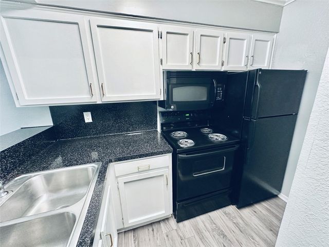 3702 S Second ST 118, Austin, TX 78704
