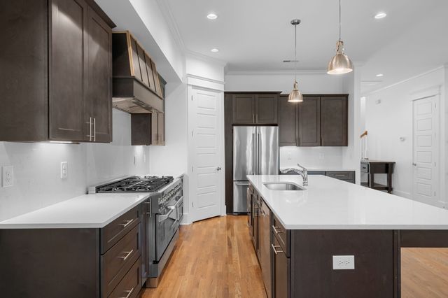 120B Lincoln Ct, Nashville, TN 37205