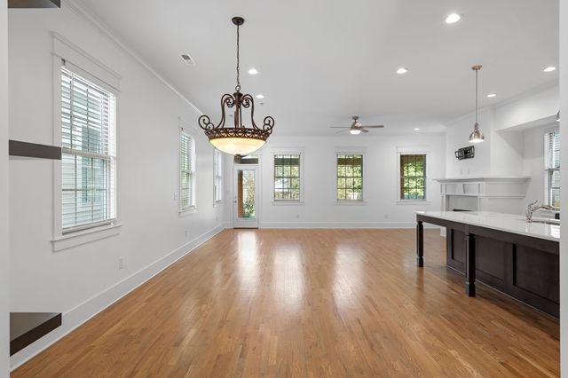 120B Lincoln Ct, Nashville, TN 37205