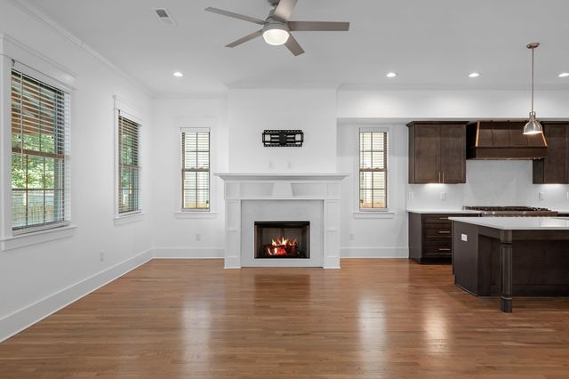 120B Lincoln Ct, Nashville, TN 37205