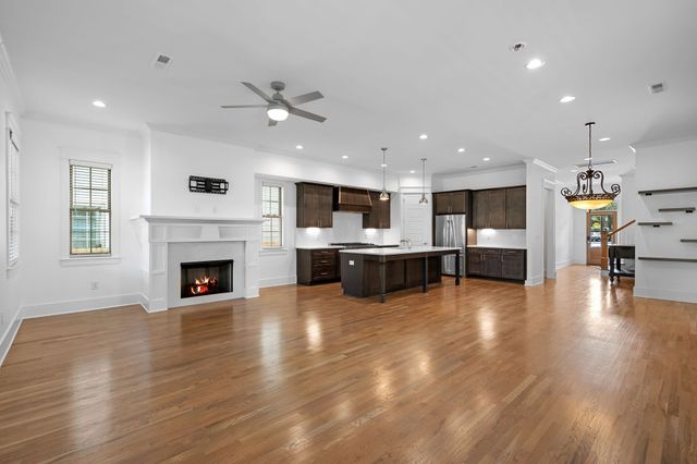 120B Lincoln Ct, Nashville, TN 37205