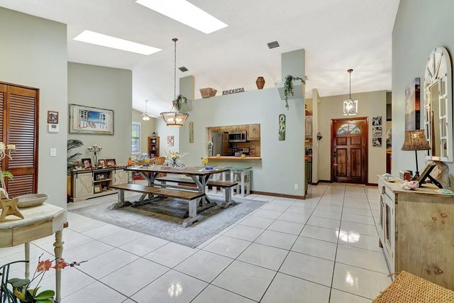 419 SE 6th Street, Dania Beach, FL 33004