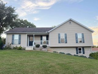 1791 N Hartstrait Road, Bloomington, IN 47404