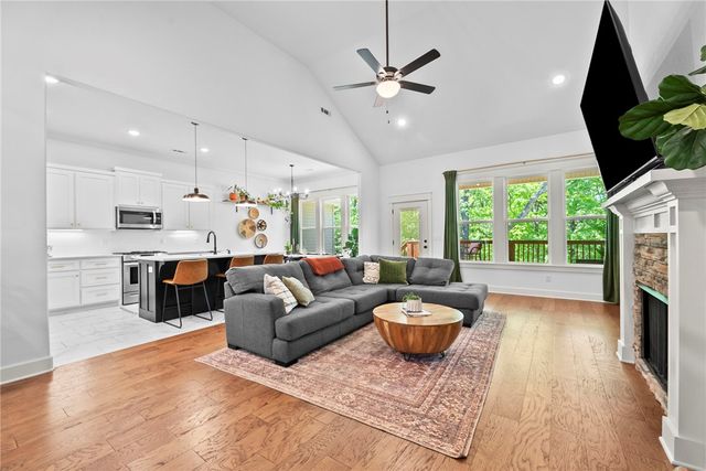 1 Brecknock Circle, Bella Vista, AR 72714