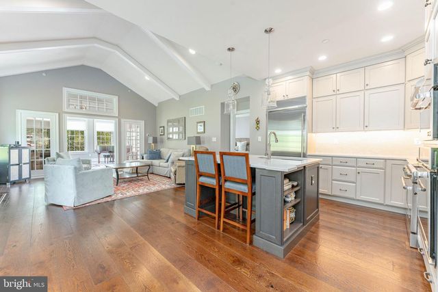 3858 MEADOW VIEW FARM RD, Newtown Square, PA 19073