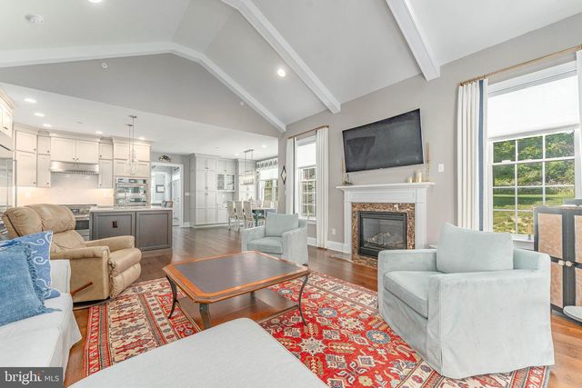 3858 MEADOW VIEW FARM RD, Newtown Square, PA 19073