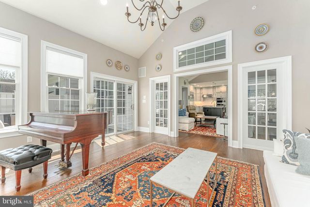3858 MEADOW VIEW FARM RD, Newtown Square, PA 19073
