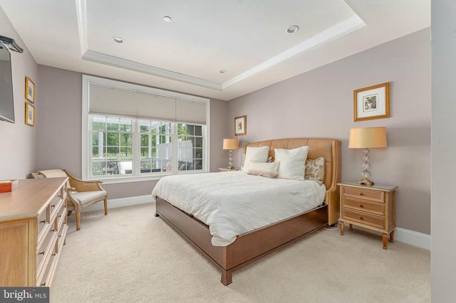 3858 MEADOW VIEW FARM RD, Newtown Square, PA 19073