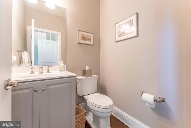 3858 MEADOW VIEW FARM RD, Newtown Square, PA 19073
