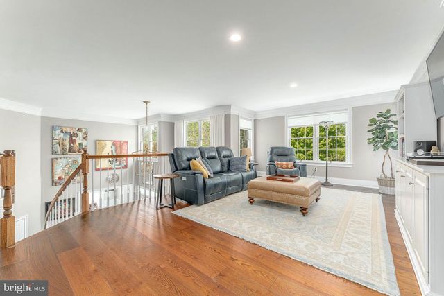 3858 MEADOW VIEW FARM RD, Newtown Square, PA 19073