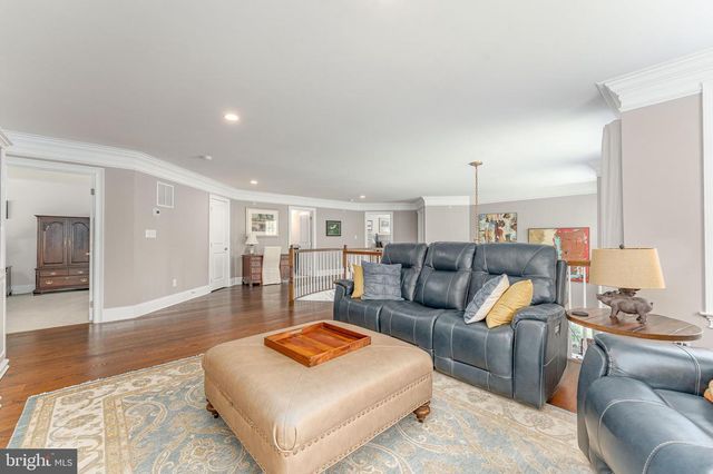 3858 MEADOW VIEW FARM RD, Newtown Square, PA 19073