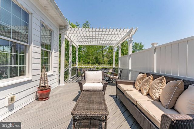 3858 MEADOW VIEW FARM RD, Newtown Square, PA 19073