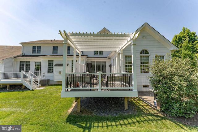 3858 MEADOW VIEW FARM RD, Newtown Square, PA 19073