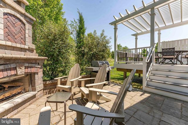 3858 MEADOW VIEW FARM RD, Newtown Square, PA 19073