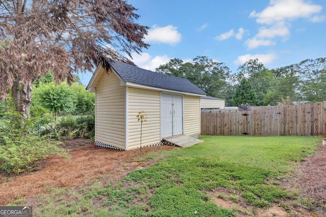 468 Bear Cub Path, Social Circle, GA 30025