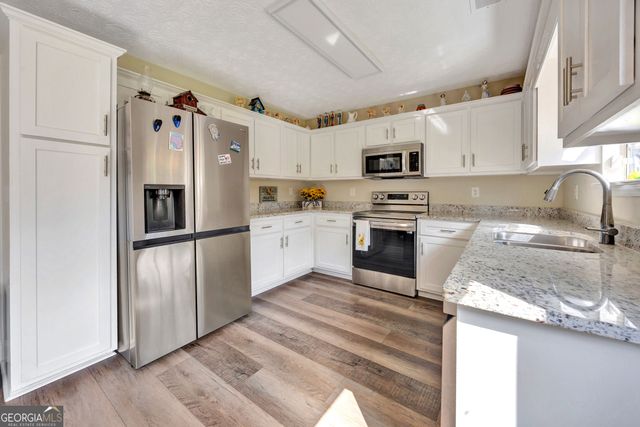 468 Bear Cub Path, Social Circle, GA 30025
