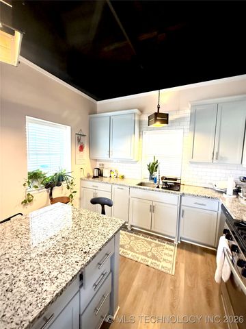 10352 Fig Road, Henryetta, OK 74437