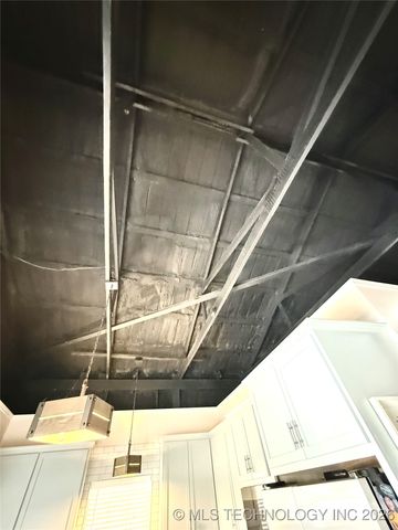 10352 Fig Road, Henryetta, OK 74437