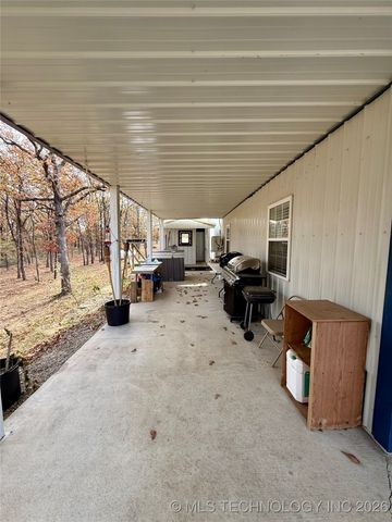 10352 Fig Road, Henryetta, OK 74437