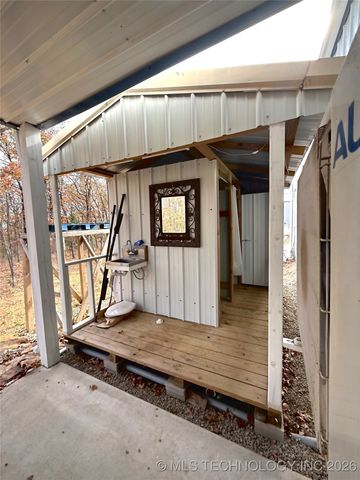 10352 Fig Road, Henryetta, OK 74437