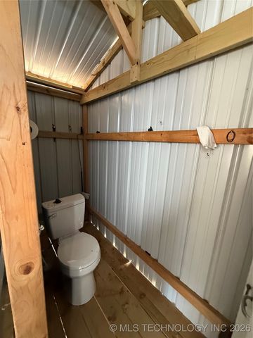 10352 Fig Road, Henryetta, OK 74437