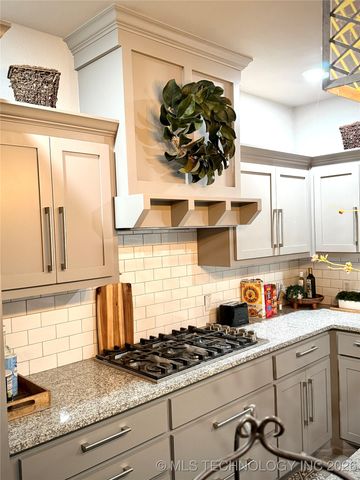 10352 Fig Road, Henryetta, OK 74437