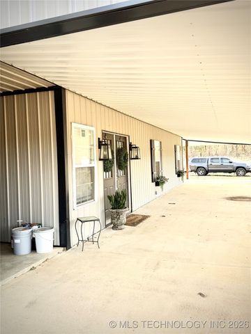 10352 Fig Road, Henryetta, OK 74437