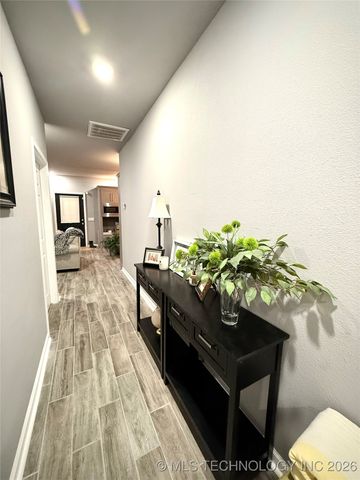 10352 Fig Road, Henryetta, OK 74437