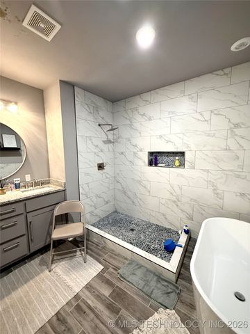 10352 Fig Road, Henryetta, OK 74437